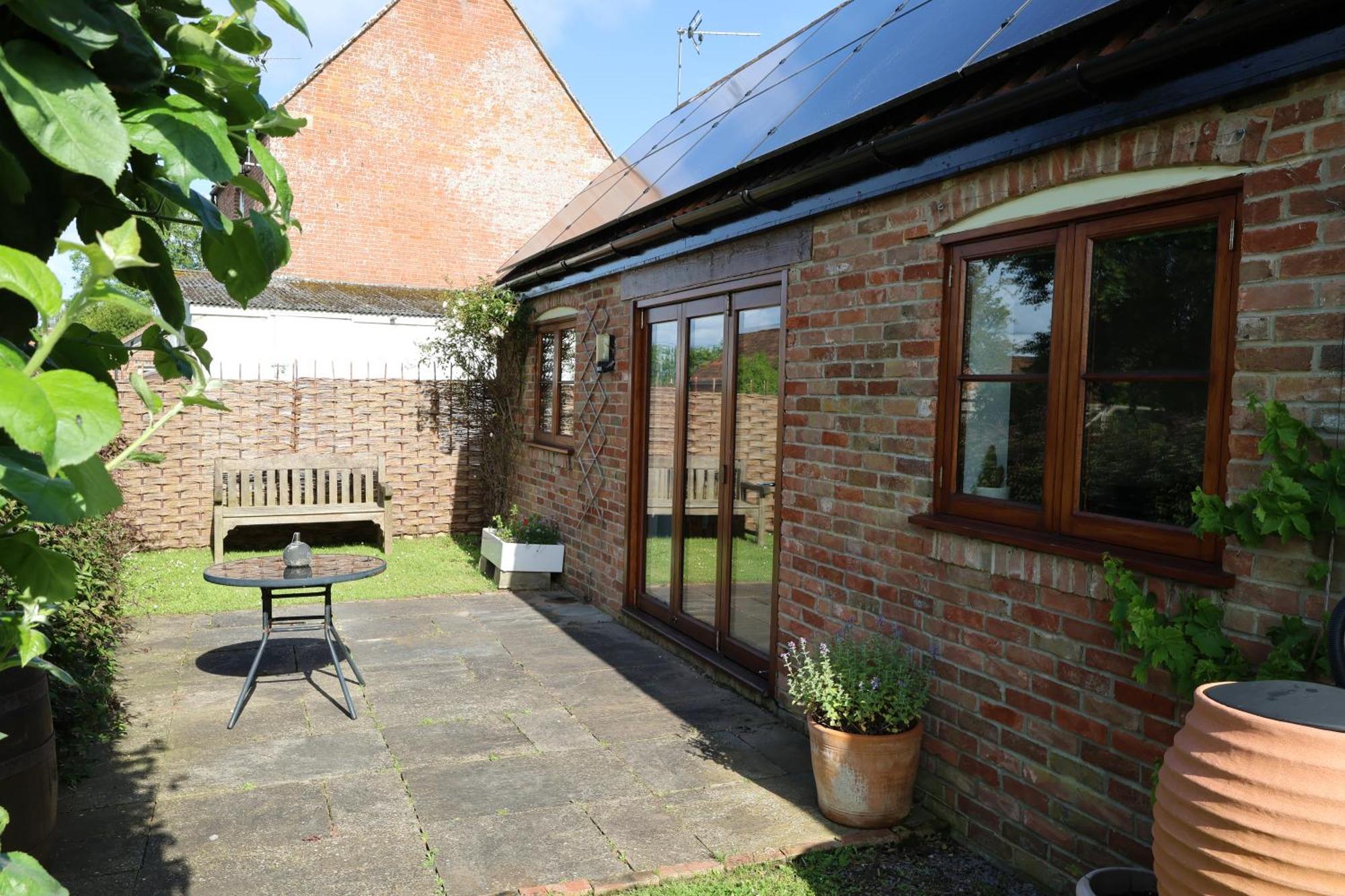 Tranquil And Cosy Cottage On The Somerset Levels بريدجواتر المظهر الخارجي الصورة